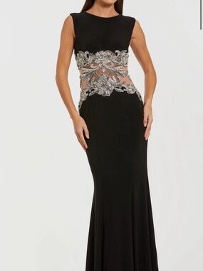Mac Duggal NWT Black Sleeveless Jersey Gown With Beaded Waist Detail